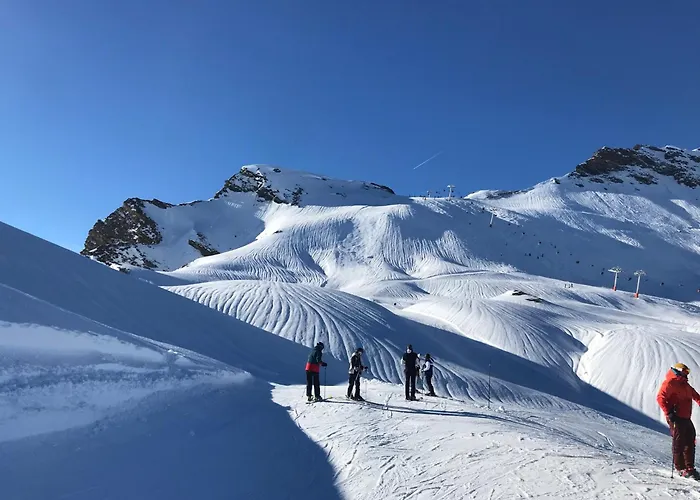 Mountain River Luxury *