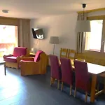Mountain River Luxury Apartment *
