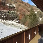 Mountain River Luxury *